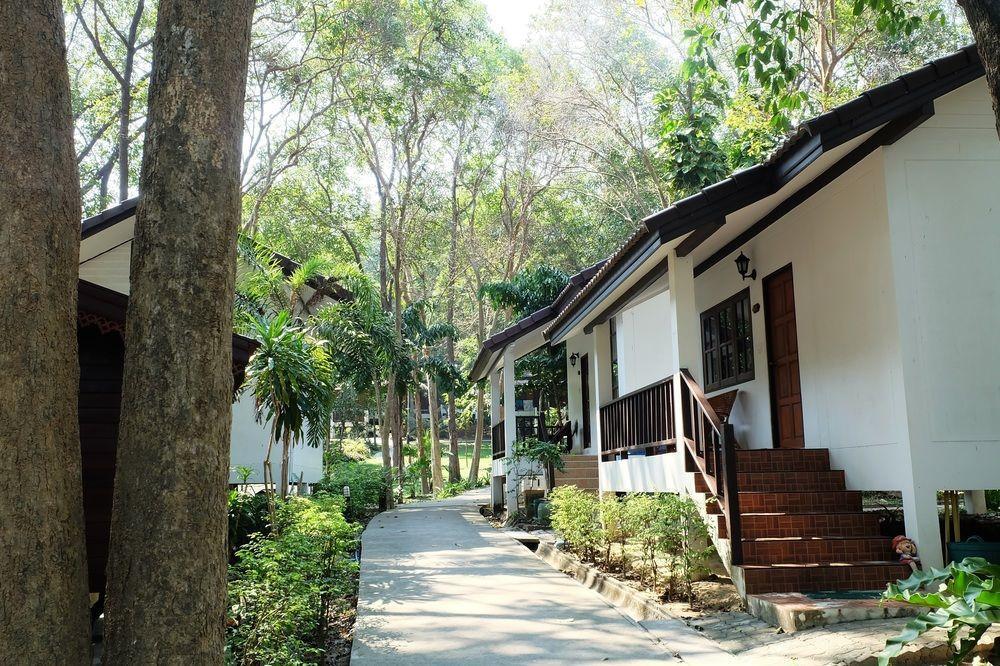 Vongdeuan Resort Koh Samet Exterior photo